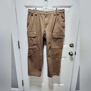 Duluth Trading Co Insulated Tan Cargo Pants